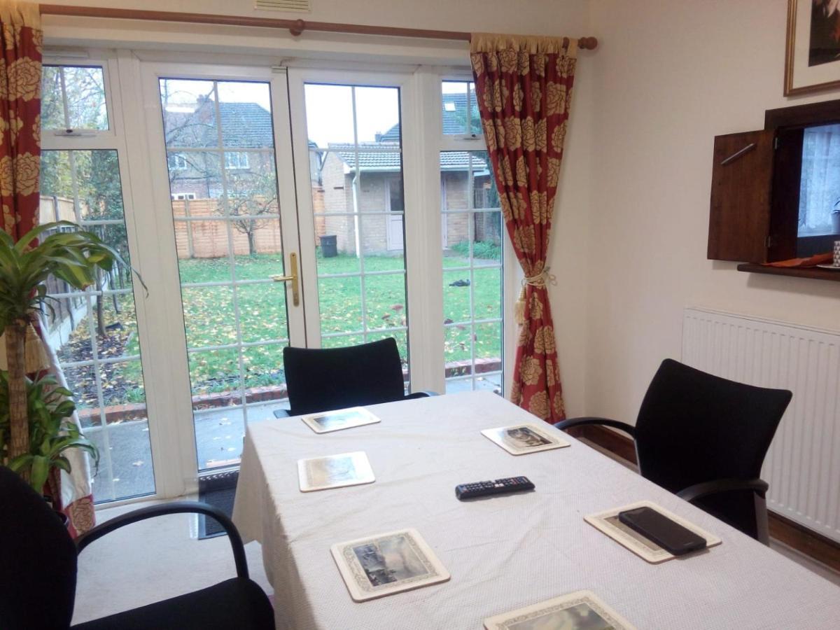 1St Gold Accommodation Isleworth Exteriér fotografie